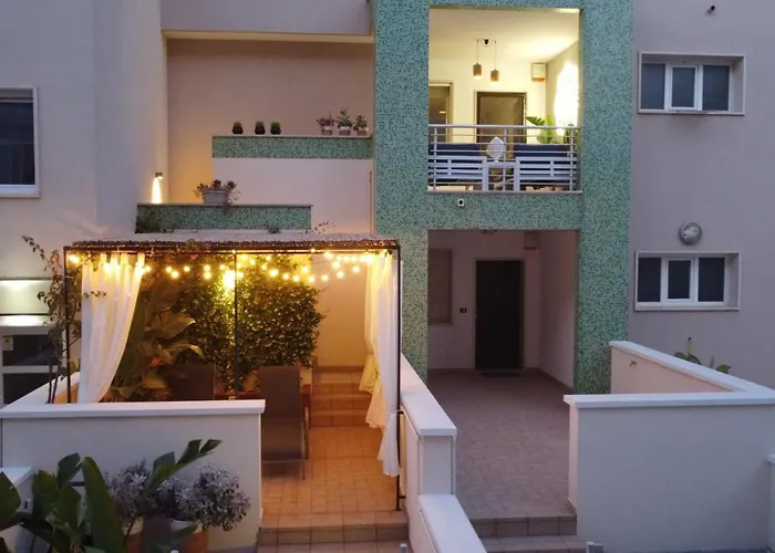 Bolina Luxury بيت للعطل